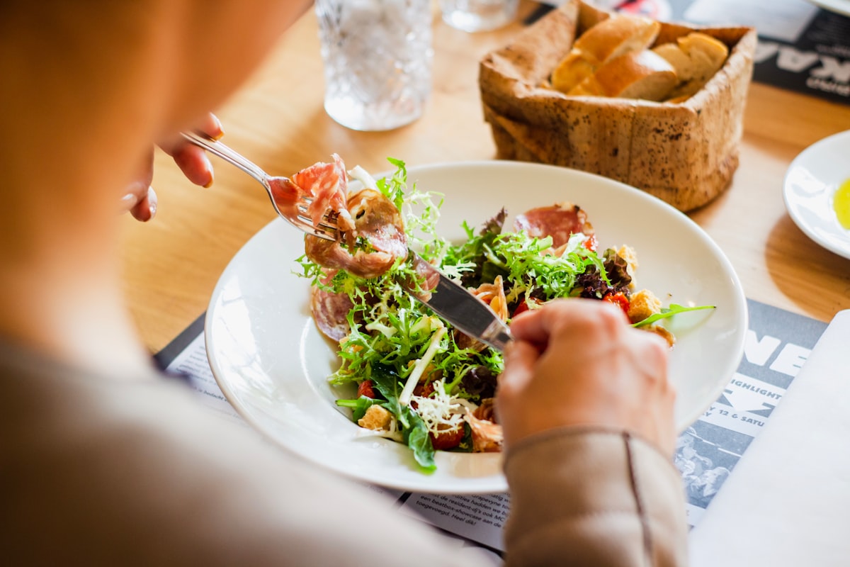Male weight management strategy discussion